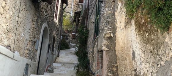 3 bedrooms House in Roviano, Italy No. 255964 13