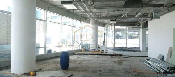 1704.8m² Commercial property in Business Bay, UAE No. 7506 12