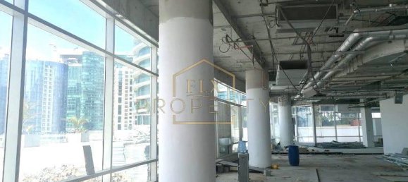 1704.8m² Commercial property in Business Bay, UAE No. 7506 9