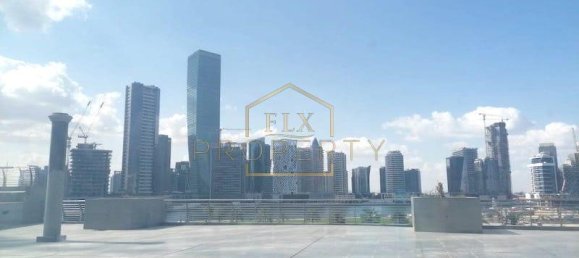 1704.8m² Commercial property in Business Bay, UAE No. 7506 13