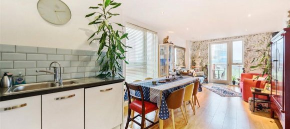 2 bedrooms Apartment in London, United Kingdom No. 7618 12