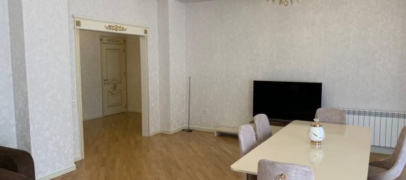 Квартира с 3 спальнями в Хатаинский район, Азербайджан № 1822 4