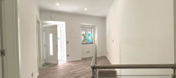 2 bedrooms Villa in Sesimbra, Portugal No. 147289 11