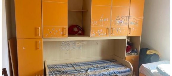 5 rooms Apartment in Latina, Italy No. 28915 8