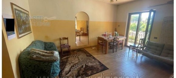 5 rooms Apartment in Latina, Italy No. 28915 9