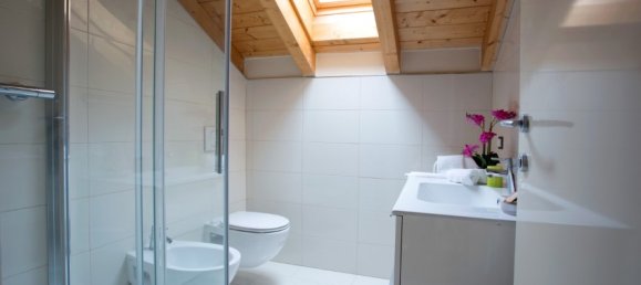 Villa T4 em Sala Comacina, Italy N.º 53434 52