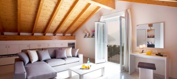 Villa T4 em Sala Comacina, Italy N.º 53434 2