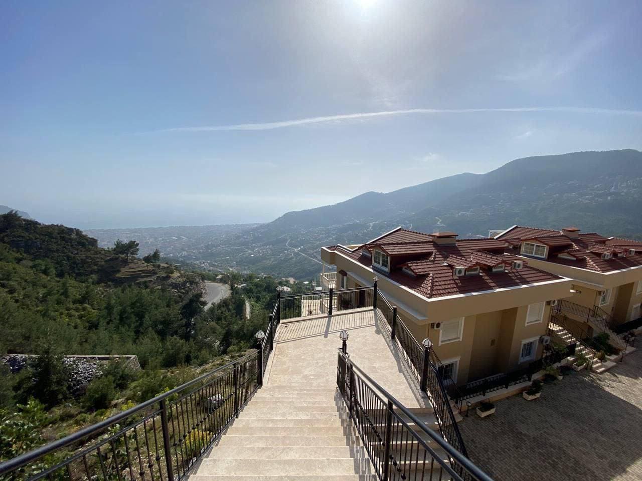 Apartment 4+1 in Alanya, Turkey No. 27567