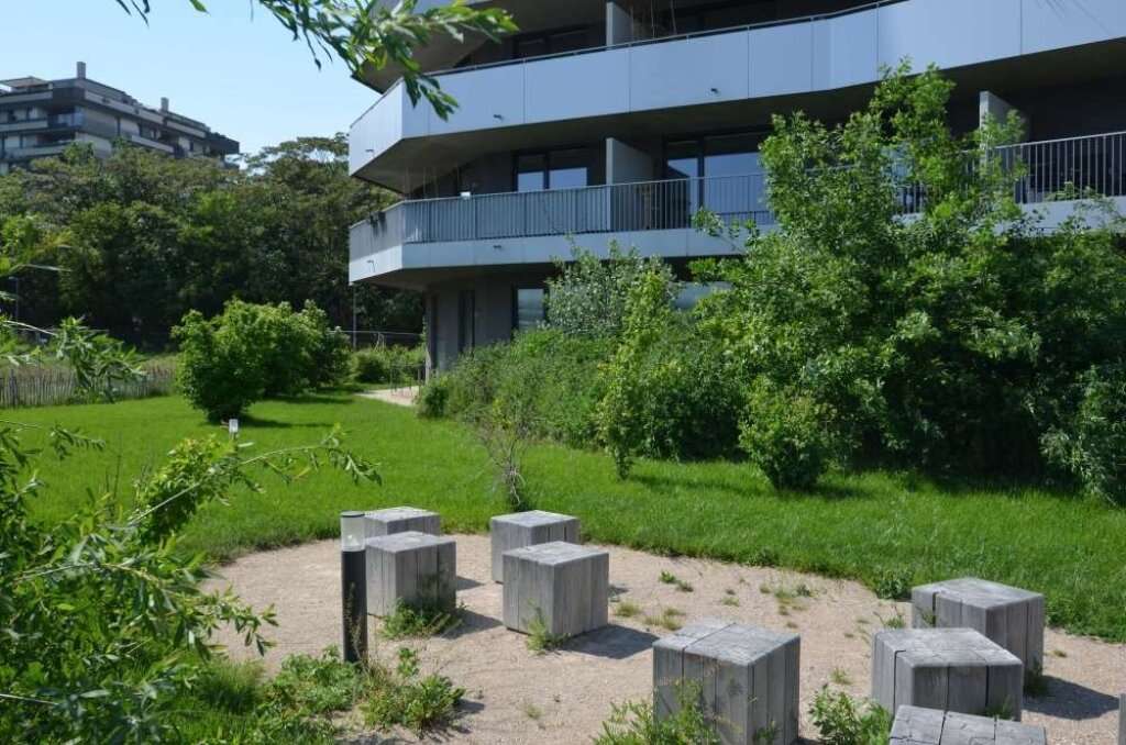 13 rooms Office in Vienna, Austria No. 55809