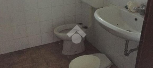 Propiedad comercial de 1 habitación en Parabiago, Italy No. 75801 11