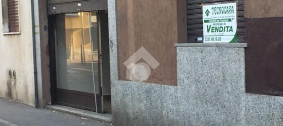 Propiedad comercial de 1 habitación en Parabiago, Italy No. 75801 39