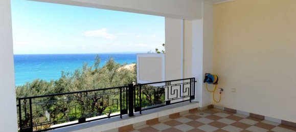 5 bedrooms Villa in Zakynthos, Greece No. 845 21