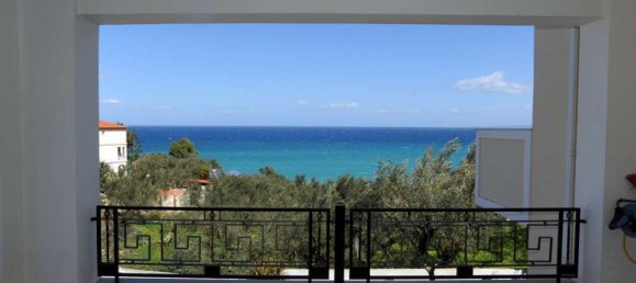 5 bedrooms Villa in Zakynthos, Greece No. 845 3