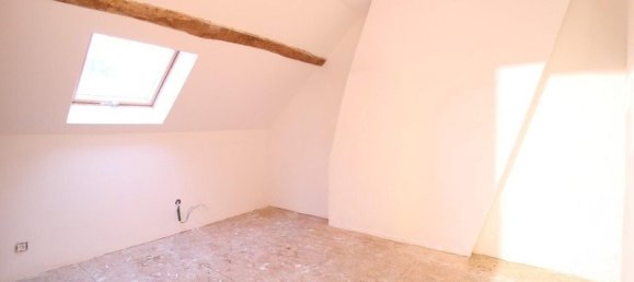 4 Schlafzimmer Wohnung in Neuilly-en-Thelle, France, Nr. 77099 8