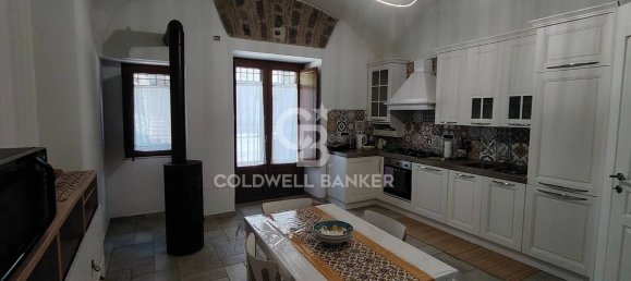 Квартира с 3 комнатами в Казерта, Италия № 300126 19