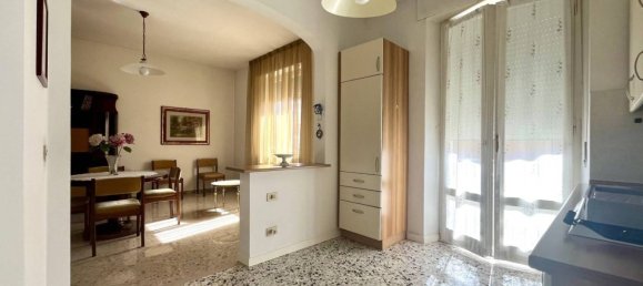 Квартира с 2 спальнями в Мачерата, Италия № 295780 4