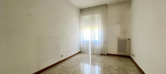 Квартира с 2 спальнями в Мачерата, Италия № 295780 10