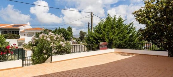 4 Schlafzimmer Villa in Cascais, Portugal, Nr. 247724 2