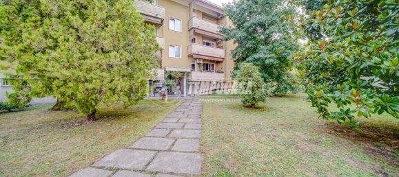 2 Schlafzimmer Wohnung in Cassano Magnago, Italy, Nr. 328711 26