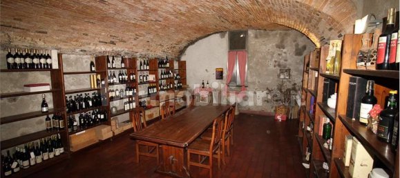 5 bedrooms Apartment in Villa Guardia, Italy No. 87233 21