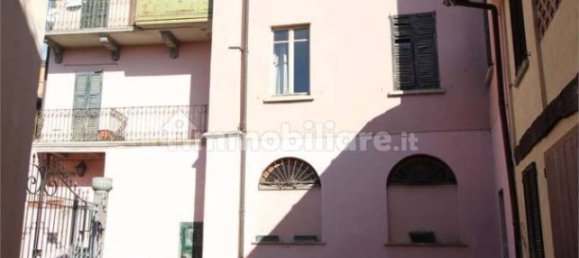 5 bedrooms Apartment in Villa Guardia, Italy No. 87233 3