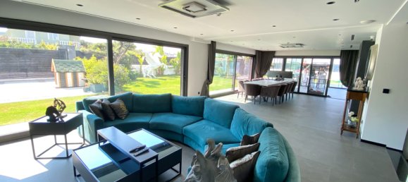 Villa 12+1 in Cesme, Turkey No. 40574 6