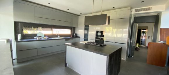 Villa 12+1 in Cesme, Turkey No. 40574 2