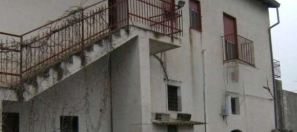 12 rooms Apartment in Santa Maria di Licodia, Italy No. 44643 2