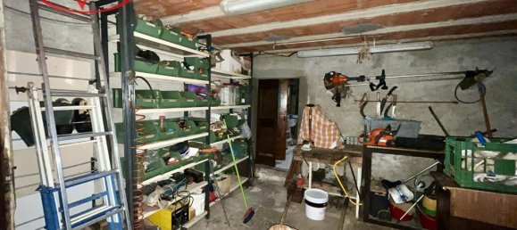 5 rooms House in Loro Ciuffenna, Italy No. 238243 7