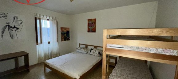 5 rooms House in Loro Ciuffenna, Italy No. 238243 11