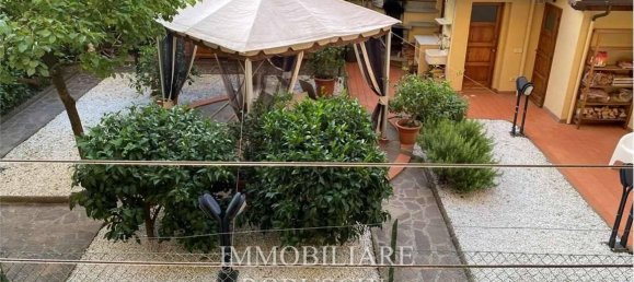 4 rooms Apartment in Florence, Italy No. 34709 9