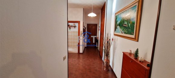 2 bedrooms Apartment in Cuvio, Italy No. 286521 9