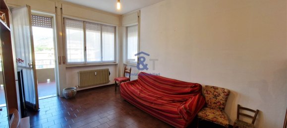 2 bedrooms Apartment in Cuvio, Italy No. 286521 3