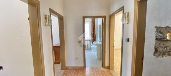 5 rooms House in Assisi, Italy No. 232748 7
