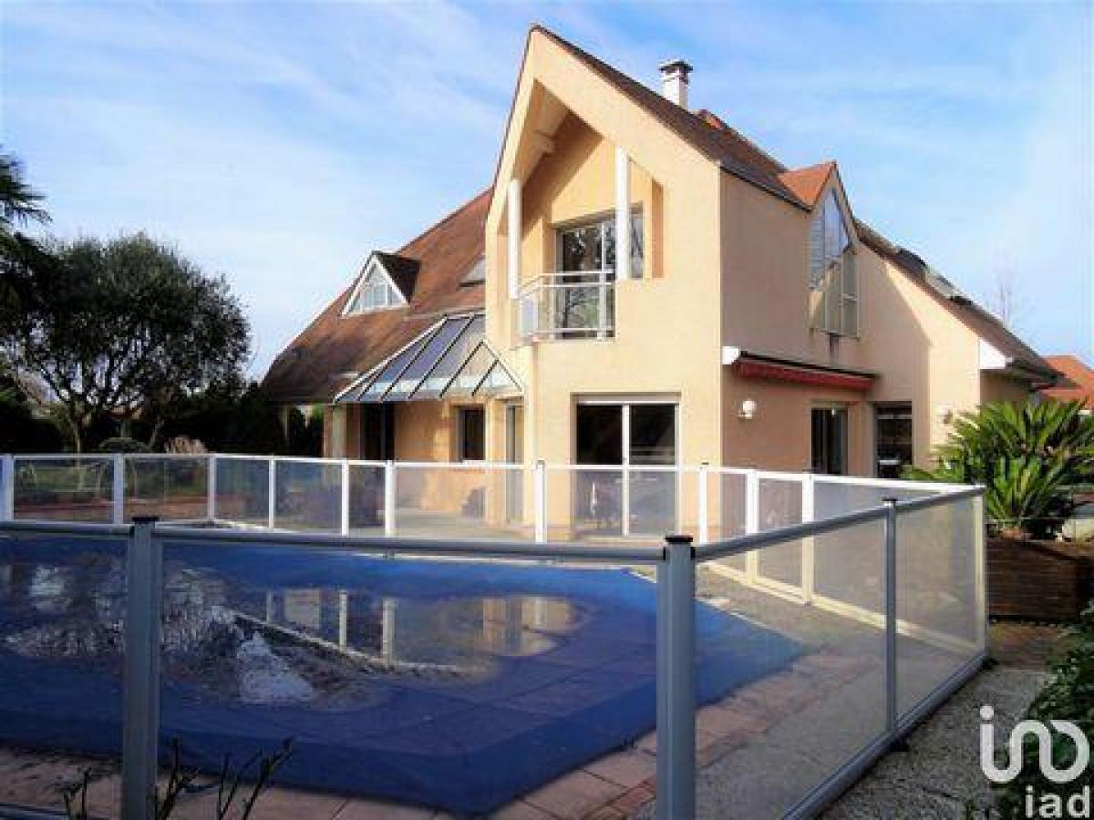 Casa T4 em Lescar, France N.º 7938