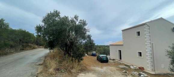 2 dormitorios villa en venta en Corfu, Central Corfu and Diapontian Islands, Corfu, Ionian Islands, Peloponnese, Western Greece and the Ionian, Greece № 8261 5