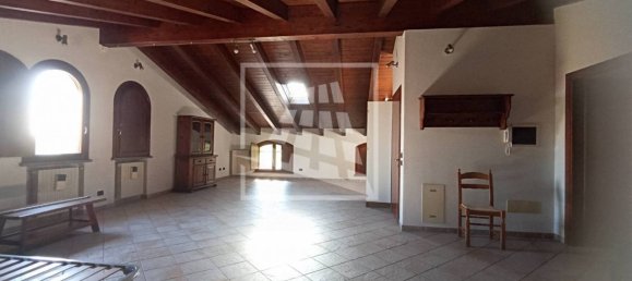 Gewerbliche Immobilie in Quattro Castella, Italy 410m², Nr. 292809 36