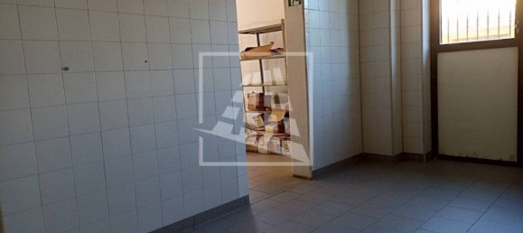 Gewerbliche Immobilie in Quattro Castella, Italy 410m², Nr. 292809 7