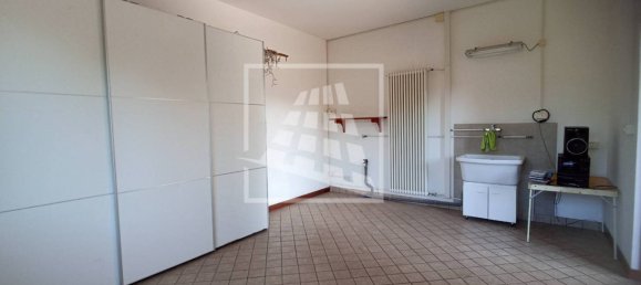 Gewerbliche Immobilie in Quattro Castella, Italy 410m², Nr. 292809 30
