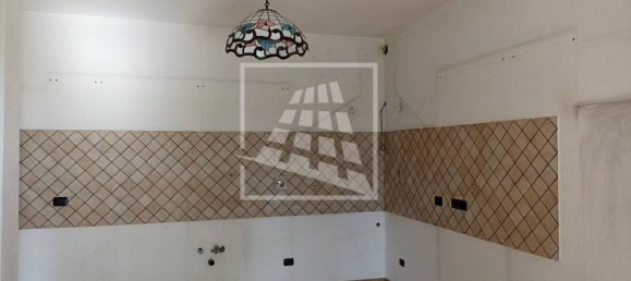 Gewerbliche Immobilie in Quattro Castella, Italy 410m², Nr. 292809 10