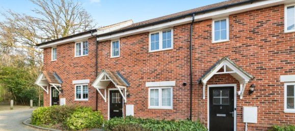 2 bedrooms House in Crawley, United Kingdom No. 6267 17