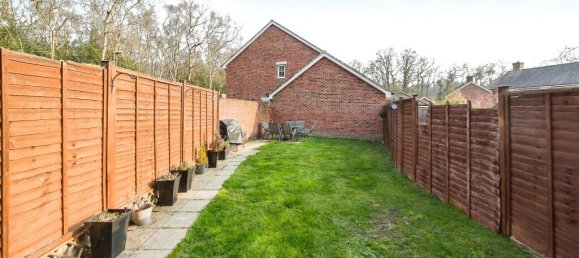 2 bedrooms House in Crawley, United Kingdom No. 6267 13