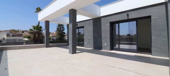 Дом с 3 спальнями в Сьюдад Кесада, Испания № 177205 19