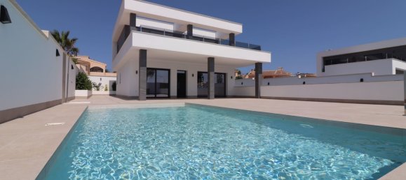 Дом с 3 спальнями в Сьюдад Кесада, Испания № 177205 32