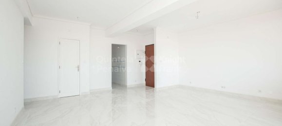 3 bedrooms Apartment in Cascais, Portugal No. 66835 8