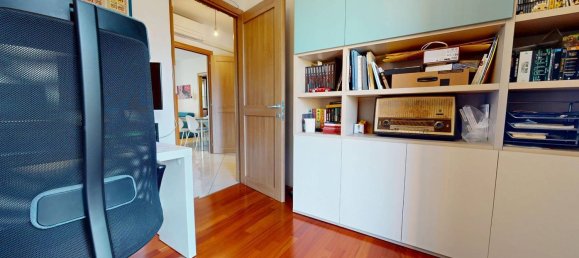 3 rooms Apartment in Turin, Italy No. 193232 20