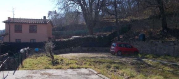 Studio in Figline e Incisa Valdarno, Italy No. 300159 3