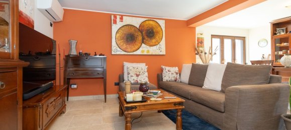 12-Zimmer Villa in Mascalucia, Italy, Nr. 179515 11