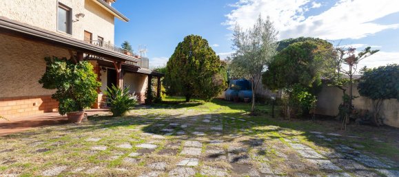 12-Zimmer Villa in Mascalucia, Italy, Nr. 179515 3