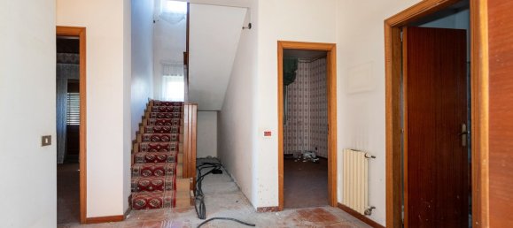 12-Zimmer Villa in Mascalucia, Italy, Nr. 179515 33